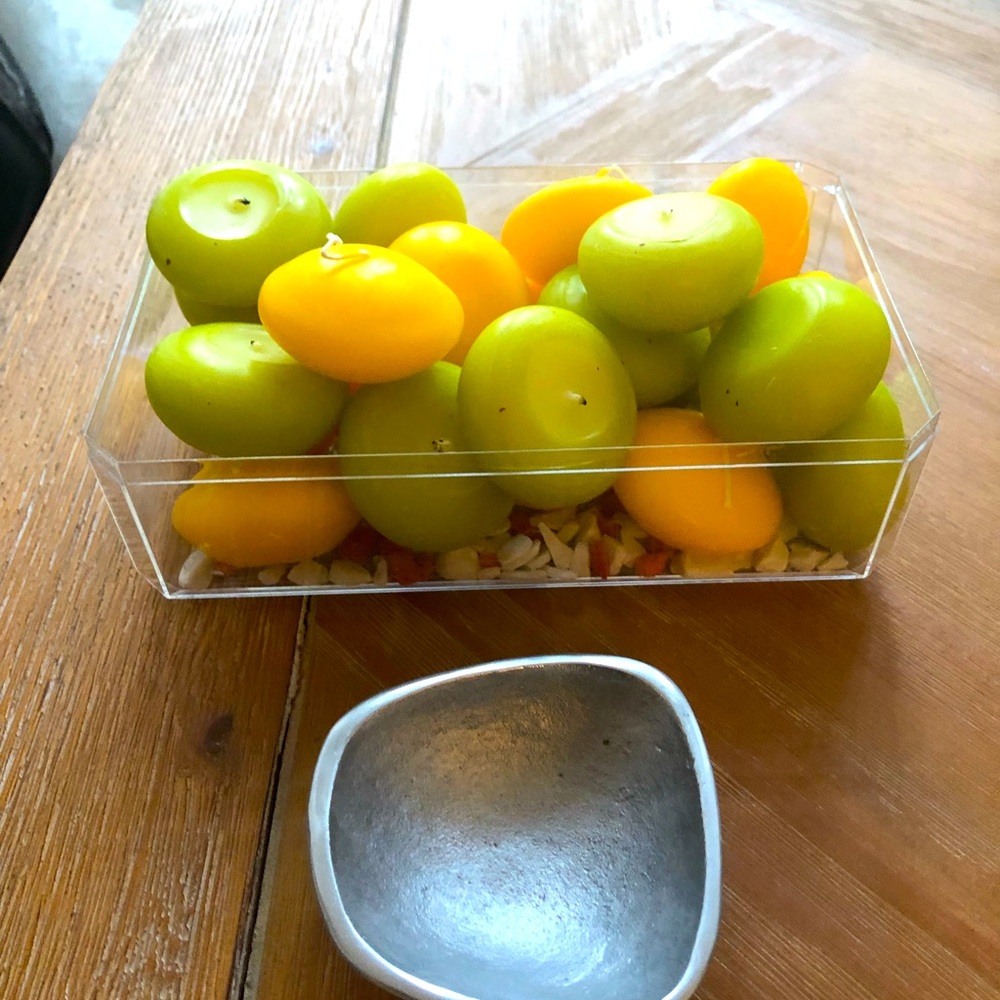 Multicoloured Floating candles with floating plastic stand and one metal stand!